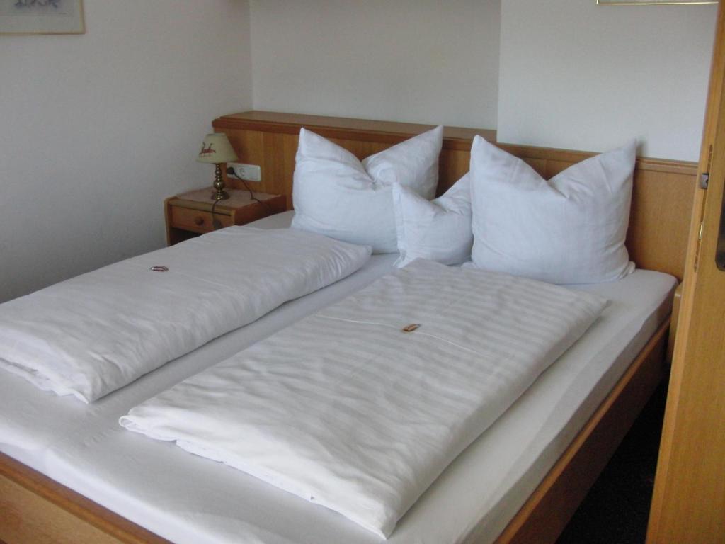 Hotel-Pension Heike 키츠부헬 객실 사진